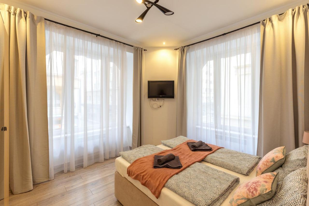 Апартаменты Karavan Corner